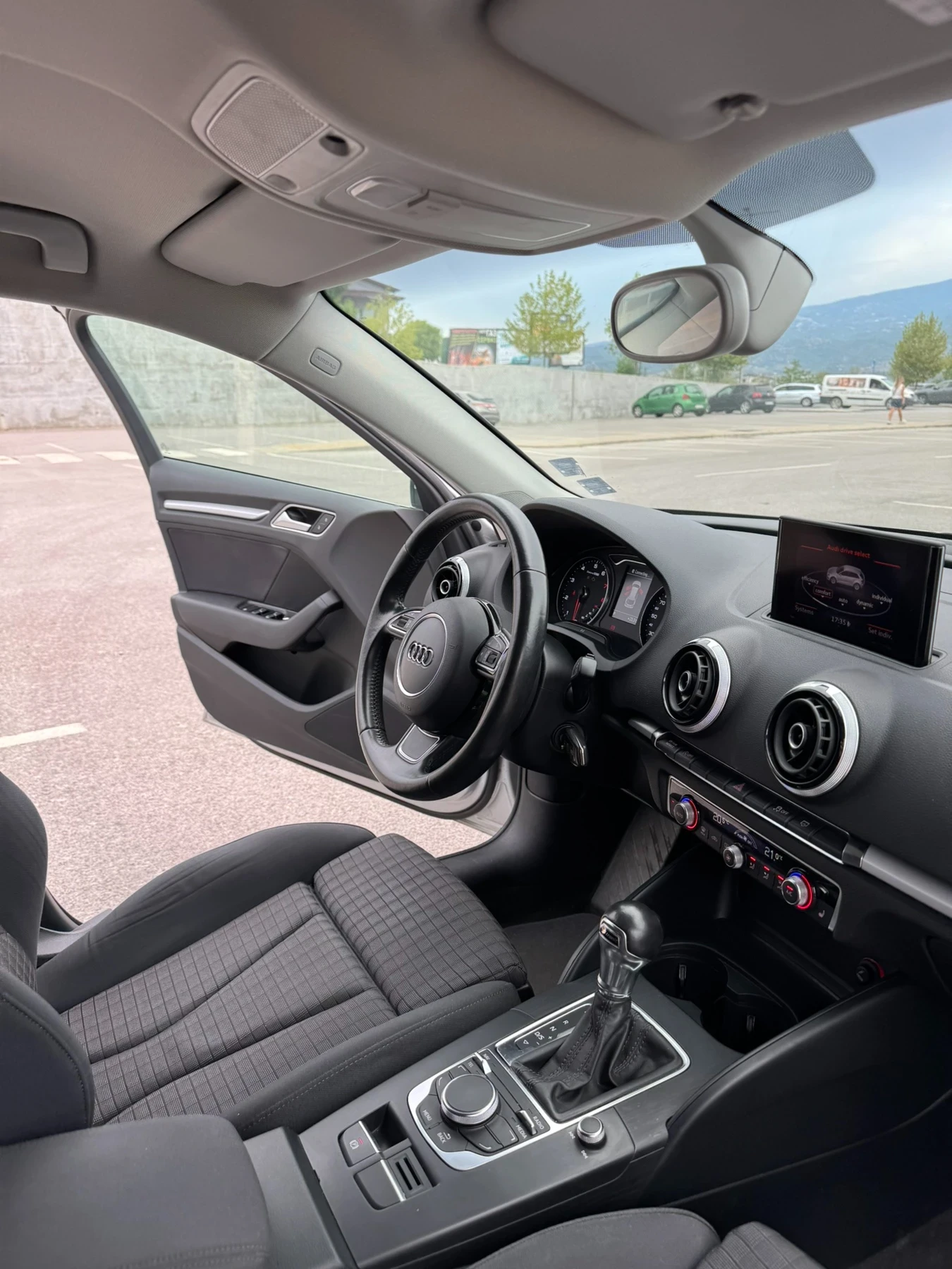 Audi A3 Sportback , снимка 10 - Автомобили и джипове - 56362664