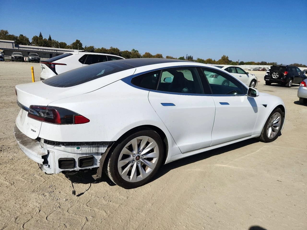 Tesla Model S, снимка 4 - Автомобили и джипове - 56565323