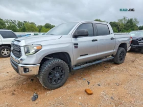 Toyota Tundra CREWMAX SR 5* DISTRONIC* 