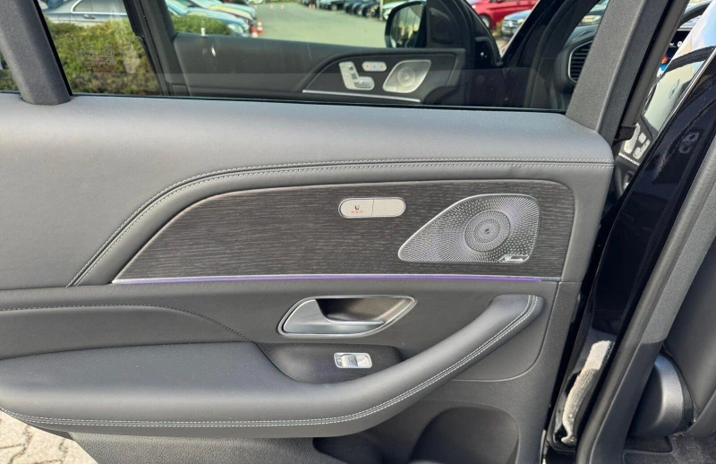 Mercedes-Benz GLE 63 S AMG COUPE 4-MATIC BURMESTER PANO HEAD UP 360 NIGHT, снимка 14 - Автомобили и джипове - 51509001