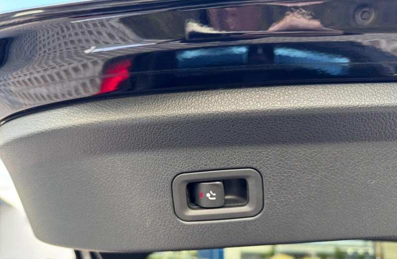 Mercedes-Benz GLE 63 S AMG COUPE 4-MATIC BURMESTER PANO HEAD UP 360 NIGHT, снимка 17 - Автомобили и джипове - 51509001