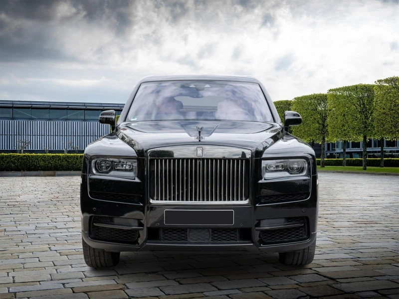 Rolls-Royce Cullinan 6.7 V12/ BESPOKE/ STARLIGHT/ NIGHT VISION/ HEAD UP, снимка 2 - Автомобили и джипове - 51594970