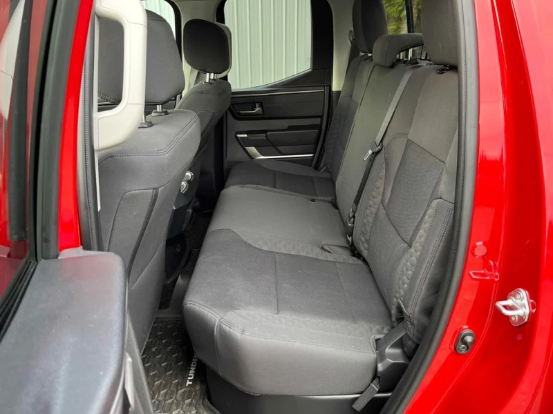 Toyota Tundra * SR * CARFAX * БЕЗ ПЪРВОНАЧАЛНА ВНОСКА, снимка 10 - Автомобили и джипове - 52940372