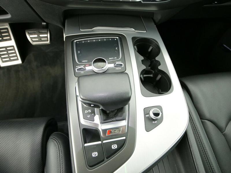 Audi SQ7 4.0 quattro, снимка 12 - Автомобили и джипове - 33555973