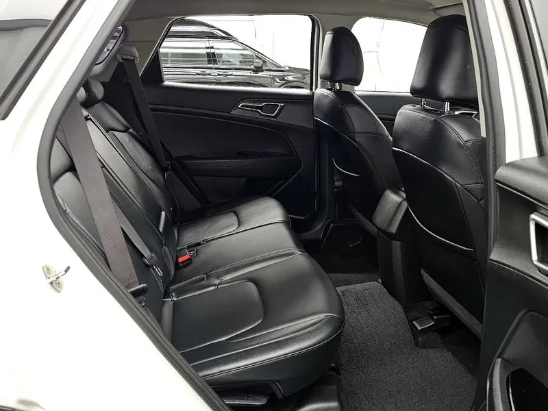 Kia Sportage DIESEL 2.0 4WD TRENDY, снимка 12 - Автомобили и джипове - 55171924