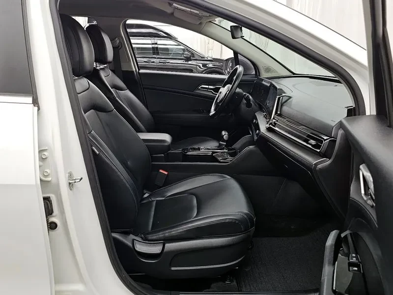 Kia Sportage DIESEL 2.0 4WD TRENDY, снимка 11 - Автомобили и джипове - 55171924