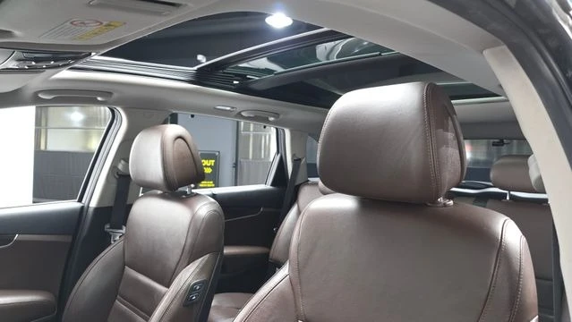 Kia Sorento * 360 КАМЕРА * JBL AUDIO * ОБДУХВАНЕ * ПАНОРАМА * , снимка 6 - Автомобили и джипове - 55474389
