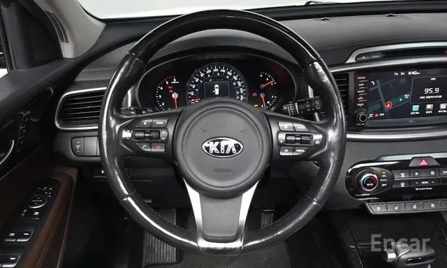 Kia Sorento * 360 КАМЕРА * JBL AUDIO * ОБДУХВАНЕ * ПАНОРАМА * , снимка 14 - Автомобили и джипове - 55474389