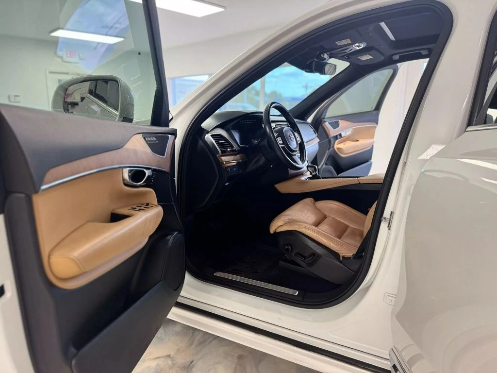 Volvo Xc90 T6 INSCRIPTION/7 МЕСТНА/ПАНО/BOWERS/ОБДУХ/ДИСТРОНИ - изображение 7