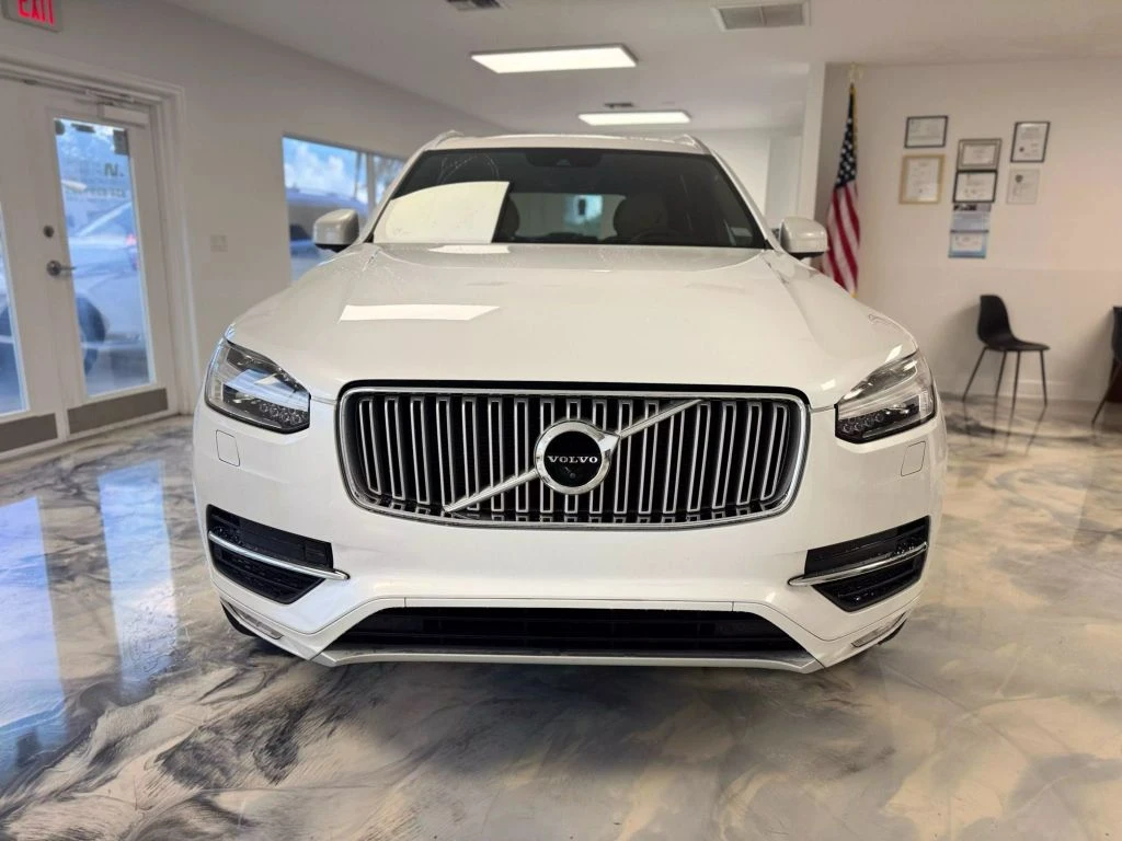 Volvo Xc90 T6 INSCRIPTION/7 МЕСТНА/ПАНО/BOWERS/ОБДУХ/ДИСТРОНИ - изображение 2