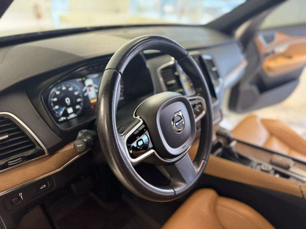 Volvo Xc90 T6 INSCRIPTION/7 МЕСТНА/ПАНО/BOWERS/ОБДУХ/ДИСТРОНИ - изображение 8