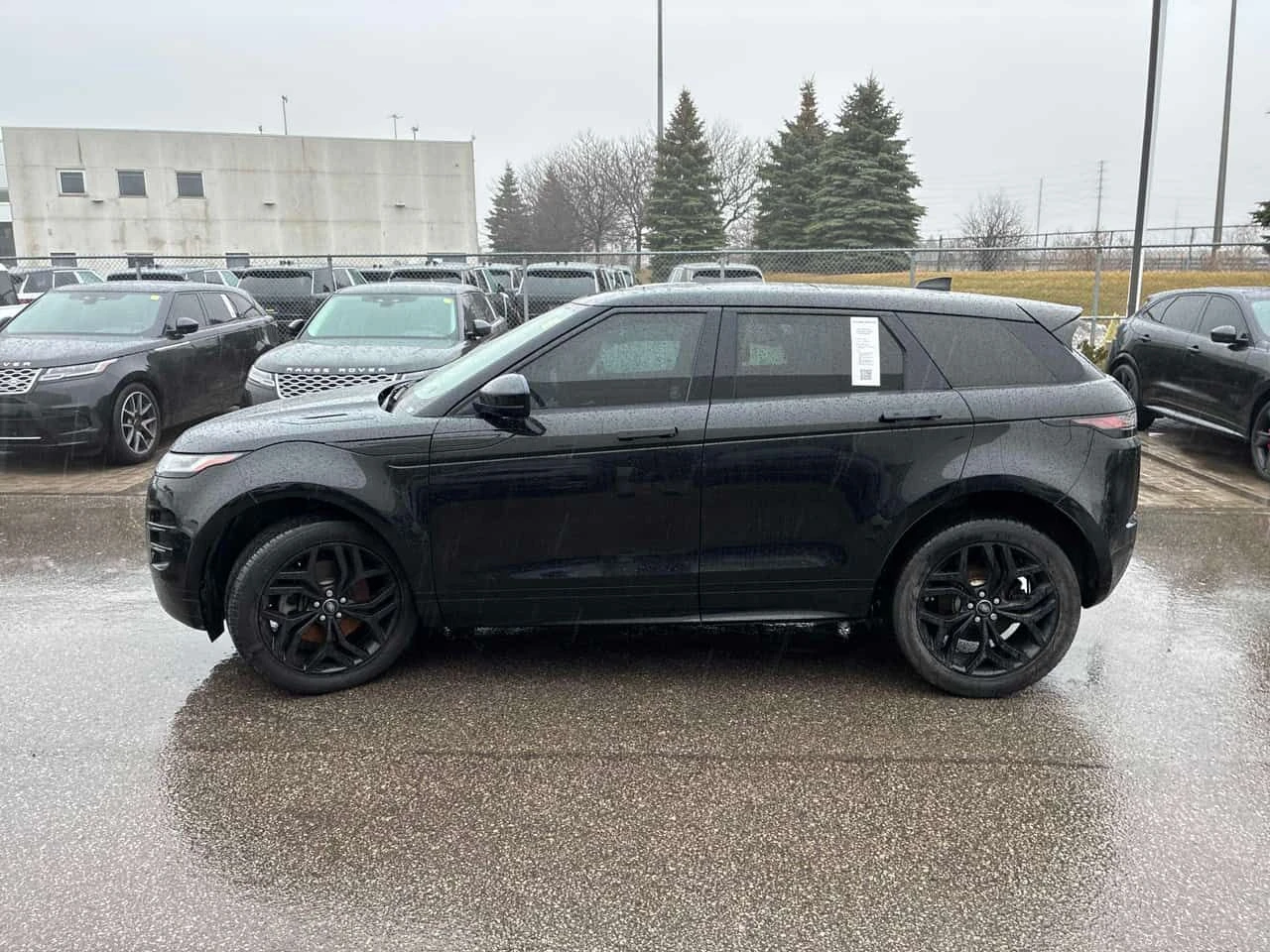 Land Rover Range Rover Evoque * R Dynamic SE * CARFAX * ПРЕДСТАВИТЕЛ * MERIDIAN, снимка 2 - Автомобили и джипове - 53965914