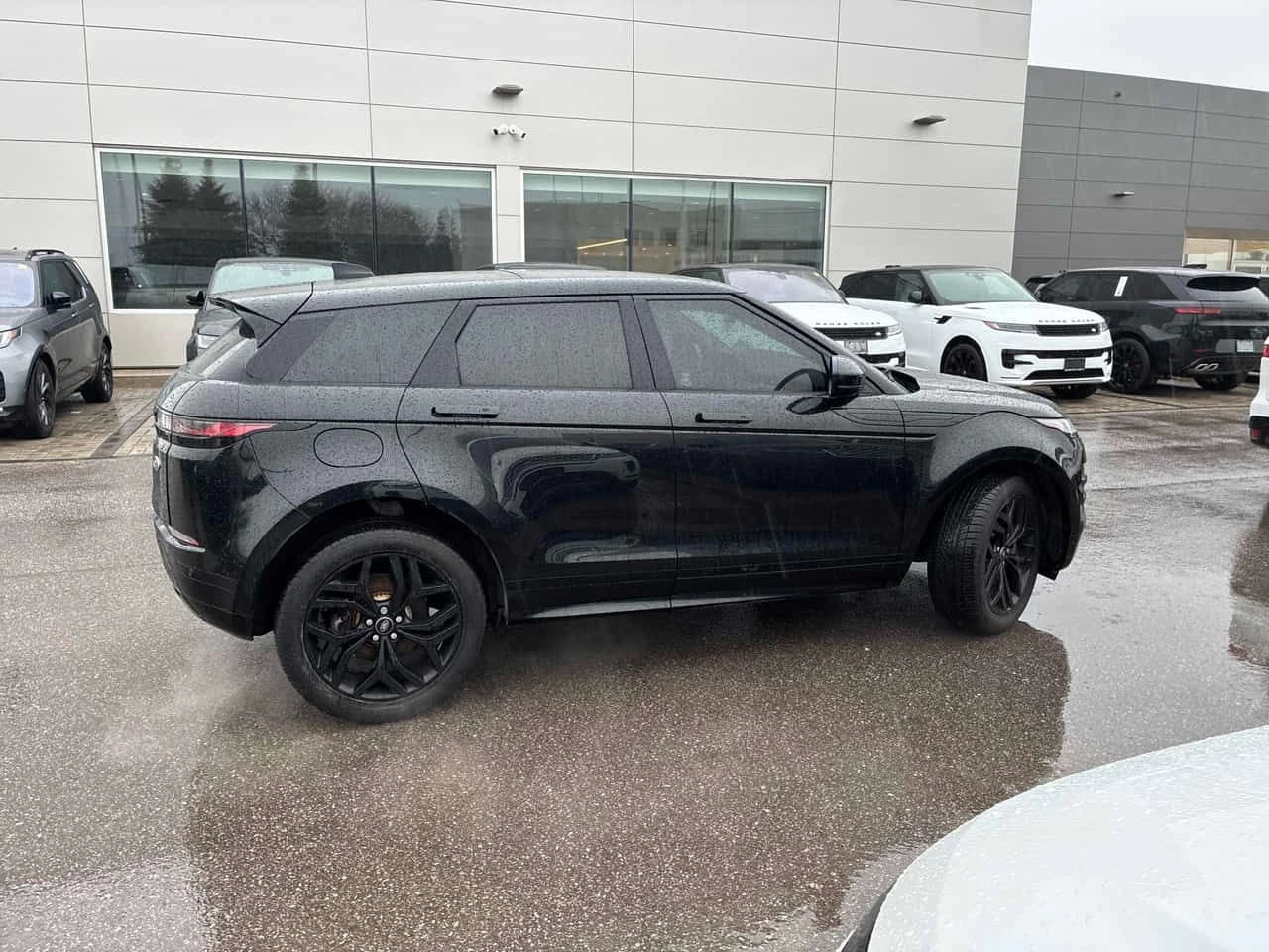 Land Rover Range Rover Evoque * R Dynamic SE * CARFAX * ПРЕДСТАВИТЕЛ * MERIDIAN, снимка 3 - Автомобили и джипове - 53965914