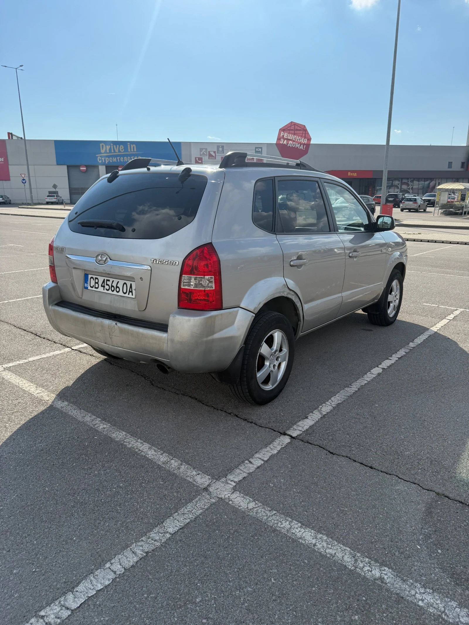 Hyundai Tucson 4x4, снимка 6 - Автомобили и джипове - 54240821