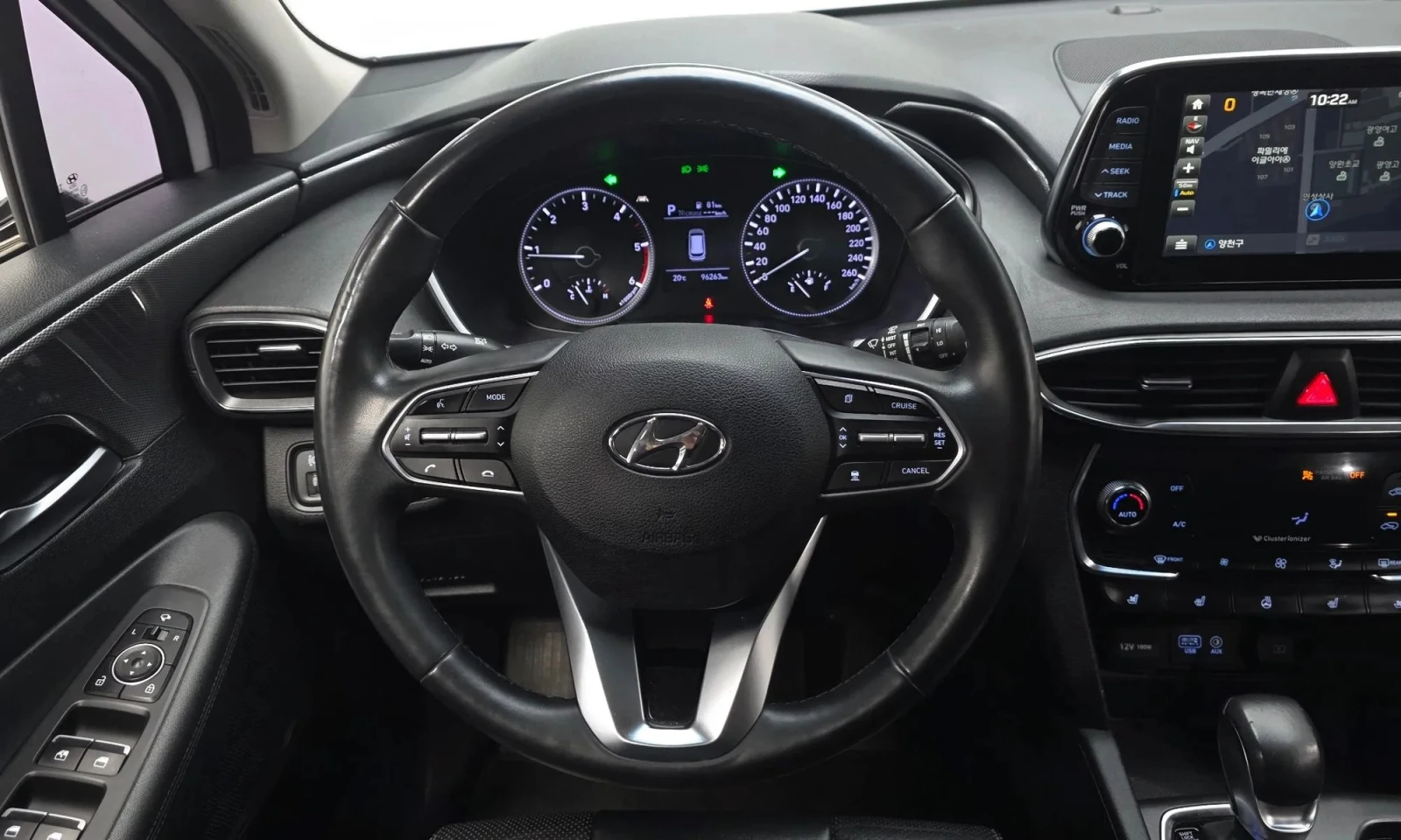 Hyundai Santa fe Diesel 2.0 2Wd Premium, снимка 12 - Автомобили и джипове - 54414561