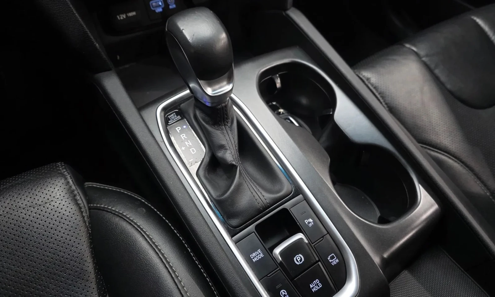 Hyundai Santa fe Diesel 2.0 2Wd Premium, снимка 8 - Автомобили и джипове - 54414561