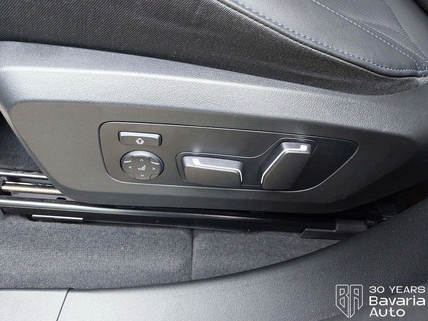 BMW X3 20d xDrive M Sport Paket, снимка 13 - Автомобили и джипове - 54566405