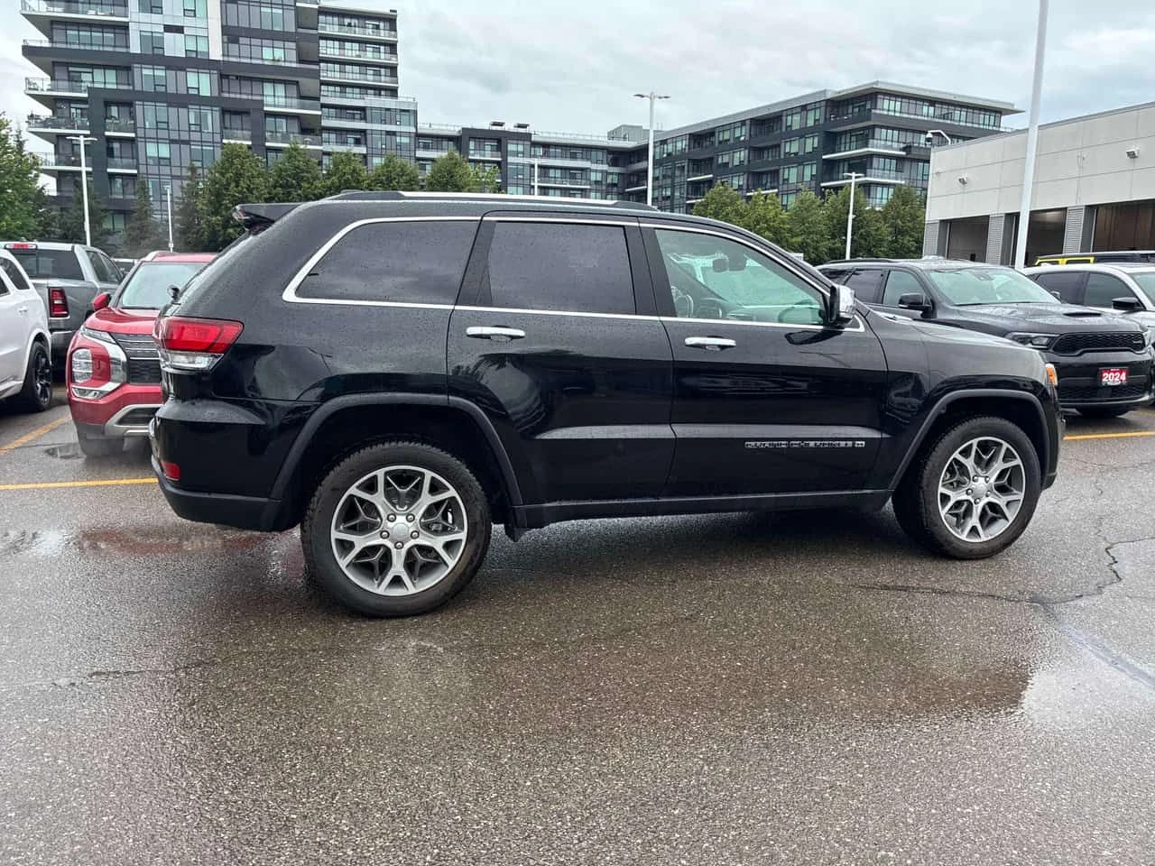 Jeep Grand cherokee LIMITED/CARFAX/Кожа/Подгрев/ФИНАНСИРАНЕ, снимка 3 - Автомобили и джипове - 55013472