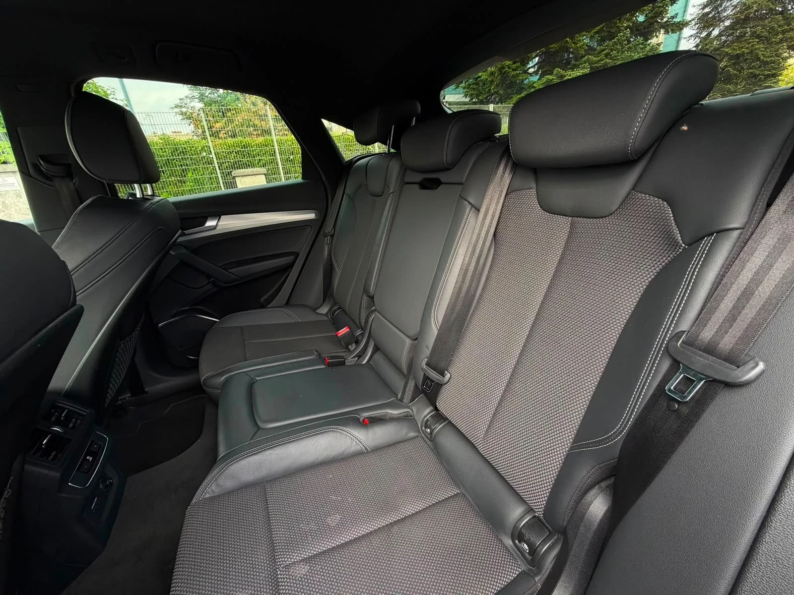 Audi Q5 40 TDI quattro Sportback, снимка 11 - Автомобили и джипове - 55810062