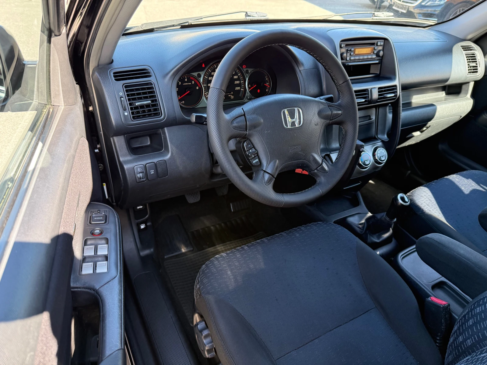 Honda Cr-v 2.2 CTDI 4x4 140 к.с ! 100% РЕАЛНИ КИЛОМЕТРИ !, снимка 9 - Автомобили и джипове - 56071991