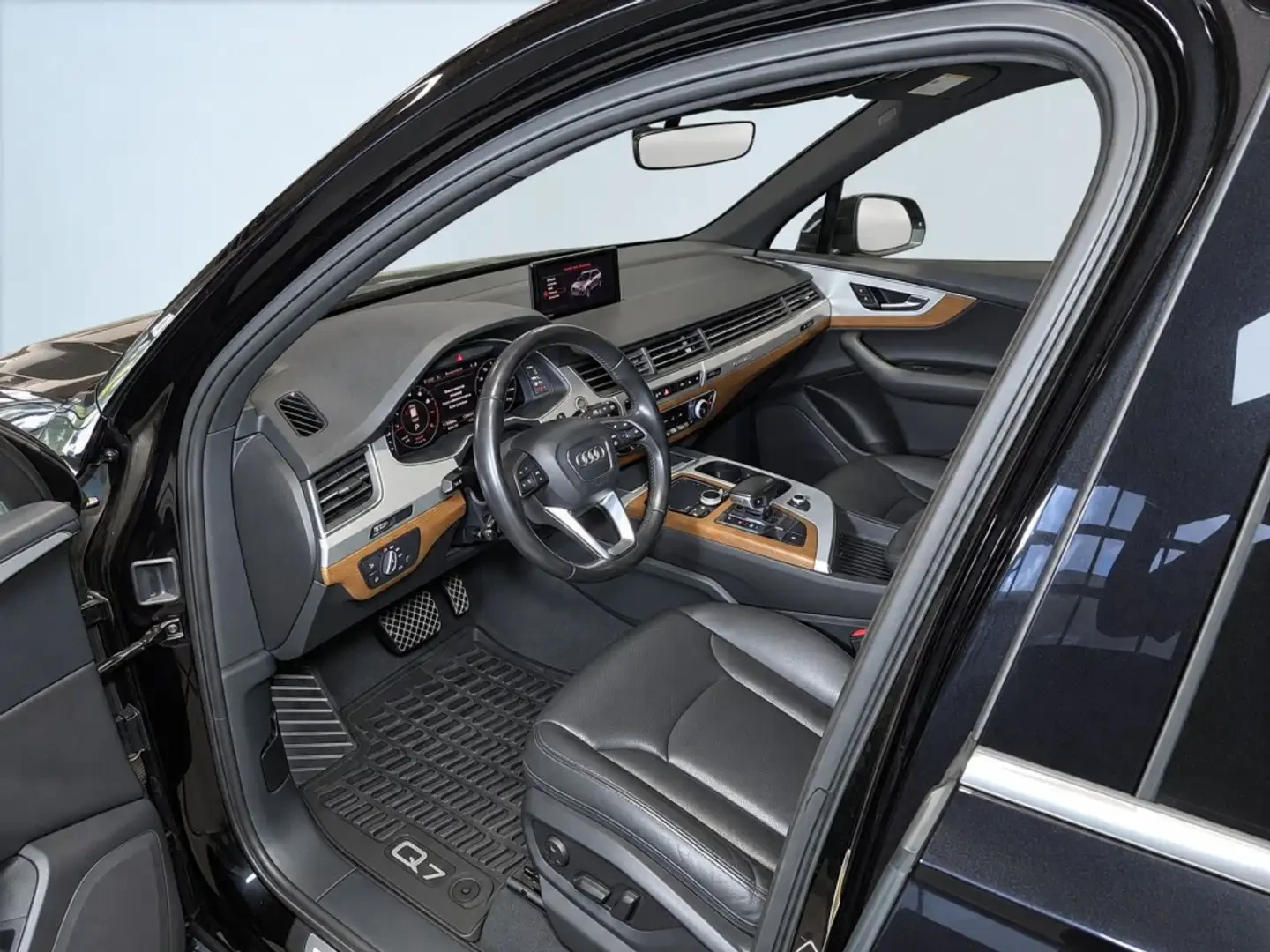 Audi Q7 3.0T* MATRIX* ОБДУХВАНЕ* 360КАМЕРА* LANE* ASSIST* , снимка 7 - Автомобили и джипове - 56165173