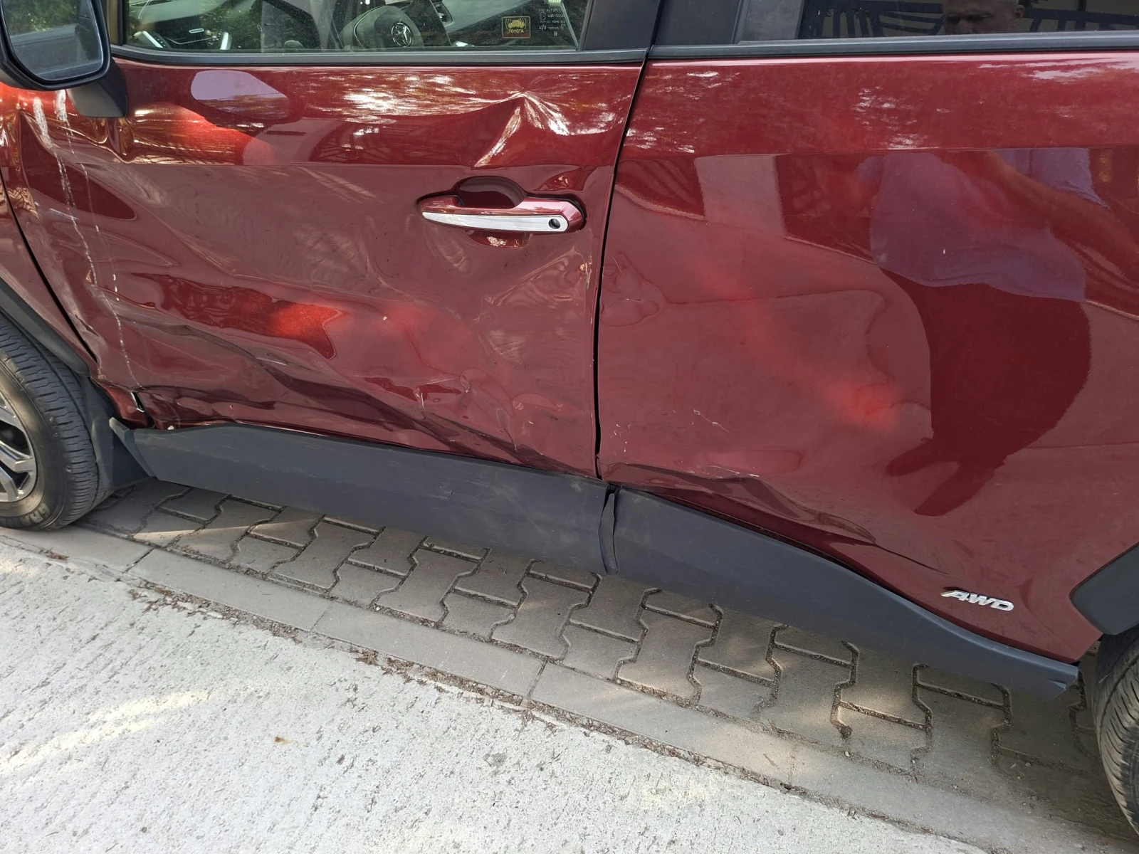 Toyota Rav4 2.5 HYBRID, снимка 12 - Автомобили и джипове - 56396656