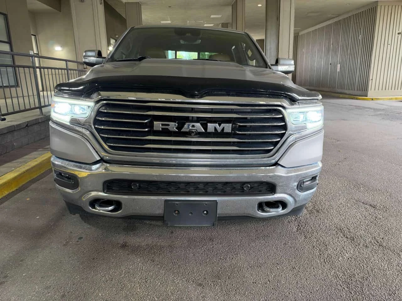 Dodge RAM 1500 Limited Longhorn | CARFAX | ��� ��������� | Mobile.bg � ����������� 2