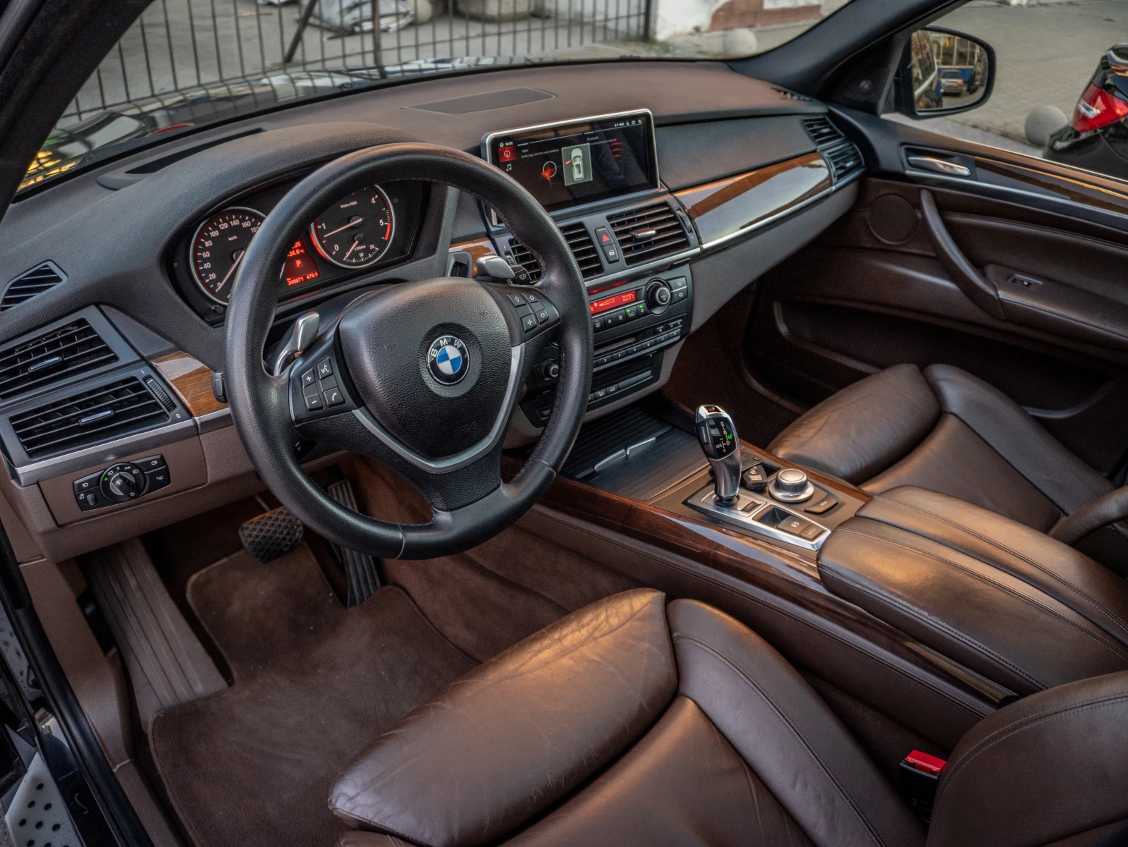 BMW X5 3.0d Soft close, Head up , снимка 10 - Автомобили и джипове - 56427156