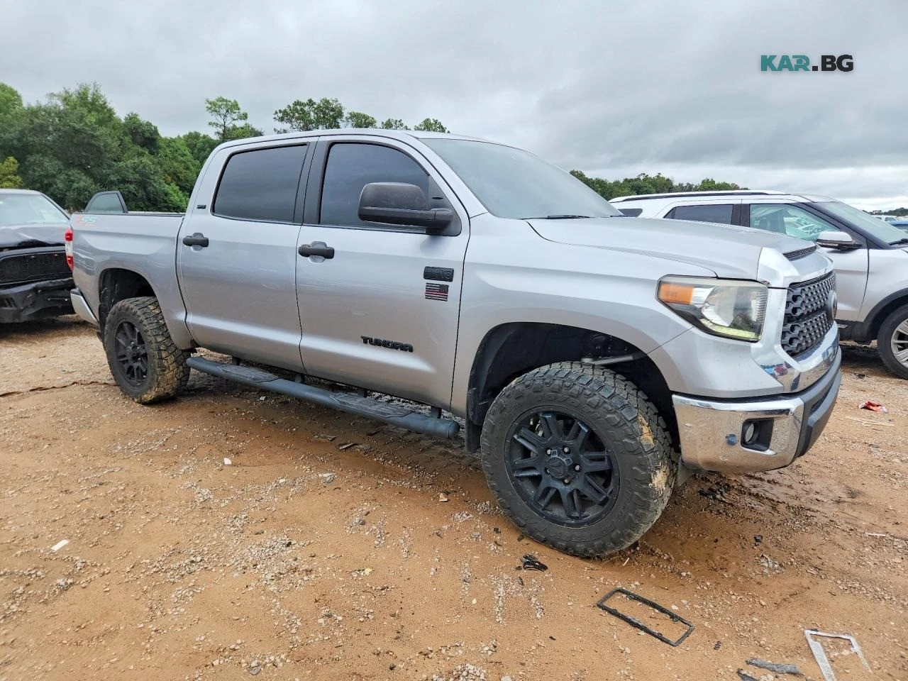 Toyota Tundra CREWMAX SR 5* DISTRONIC* , снимка 3 - Автомобили и джипове - 56583101