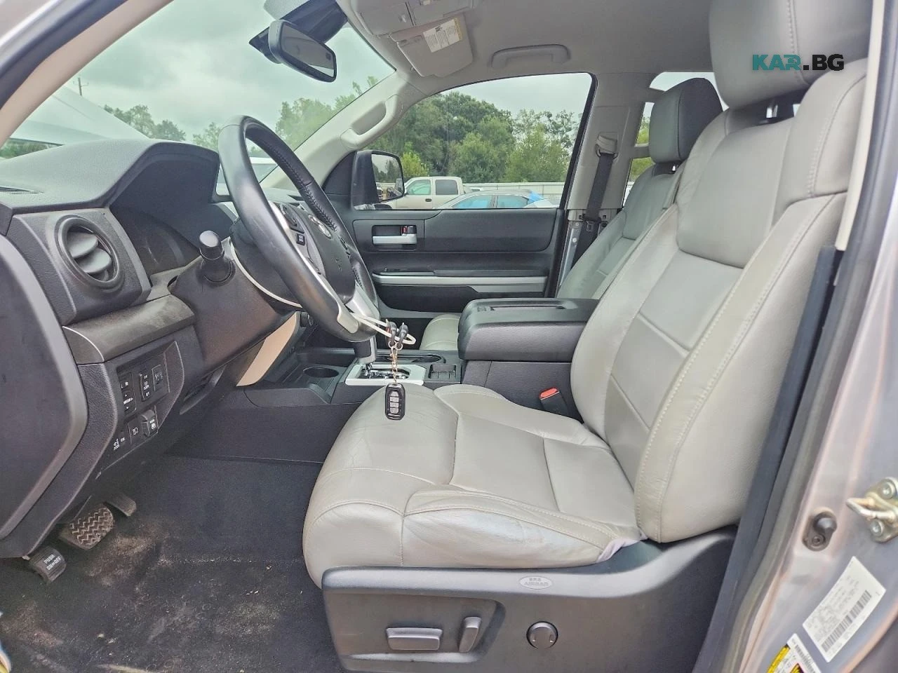 Toyota Tundra CREWMAX SR 5* DISTRONIC* , снимка 7 - Автомобили и джипове - 56583101