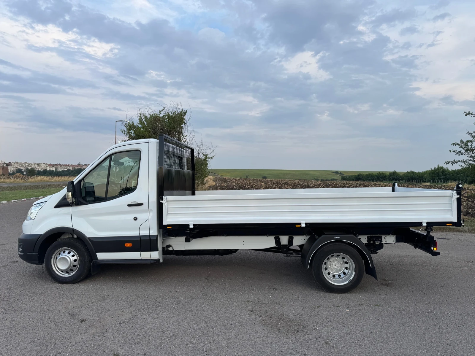 Iveco Daily САМОСВАЛ!! Климатроник!! , снимка 9 - Бусове и автобуси - 55803281