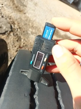 Гуми Всесезонни 265/70R19.5, снимка 5