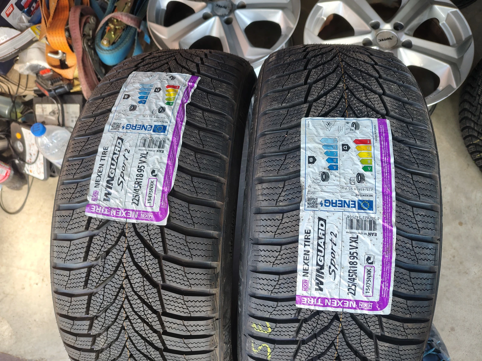 Гуми Зимни 225/45R18