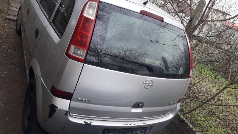 Opel Meriva 1.6 i, снимка 6 - Автомобили и джипове - 39341596