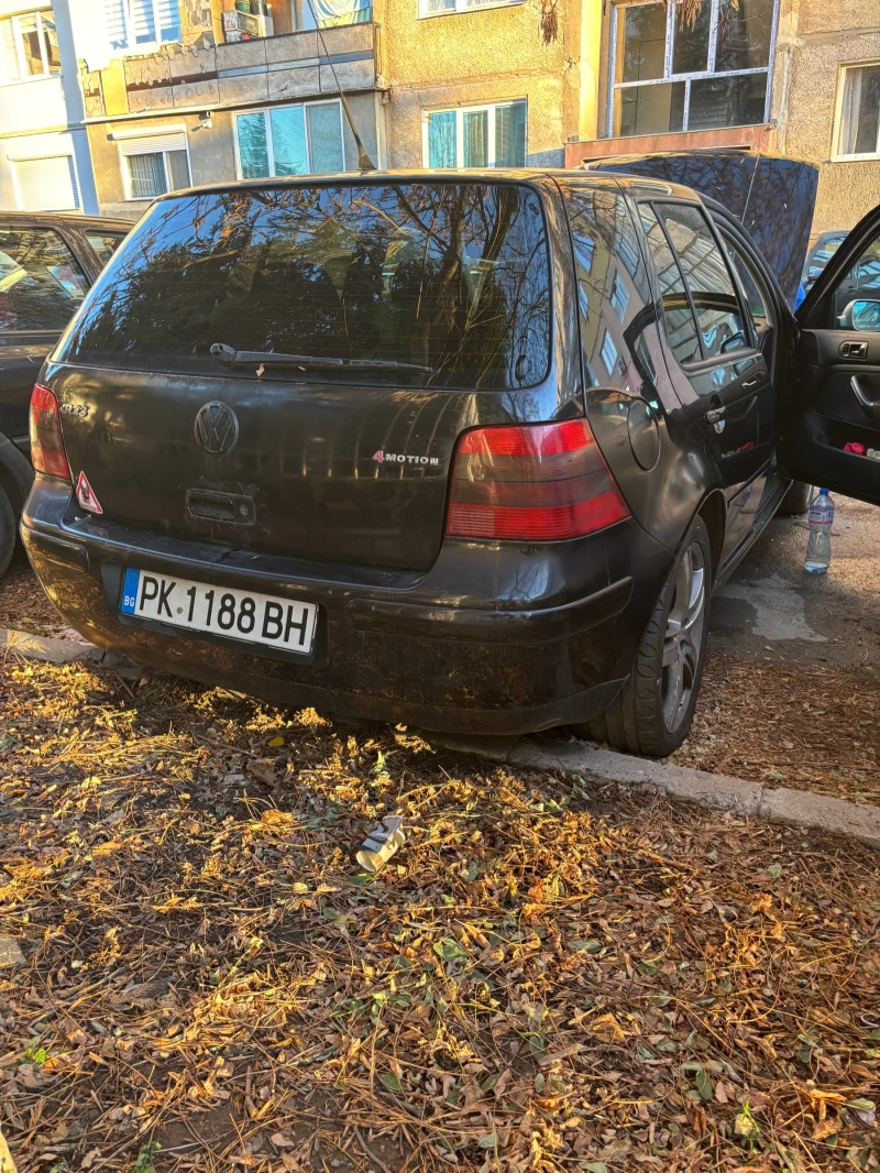 VW Golf 2300, снимка 14 - Автомобили и джипове - 48503840