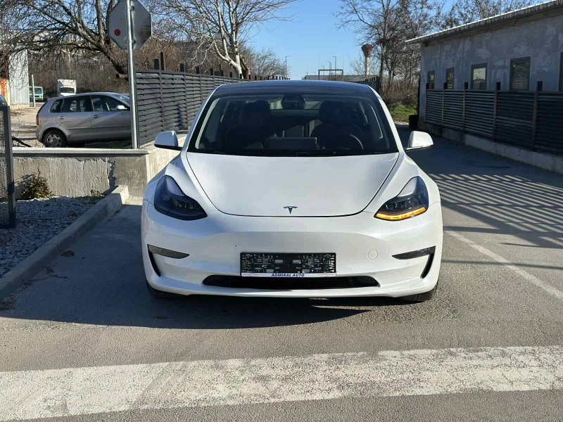 Tesla Model 3 Sr Plus , снимка 2 - Автомобили и джипове - 48567426