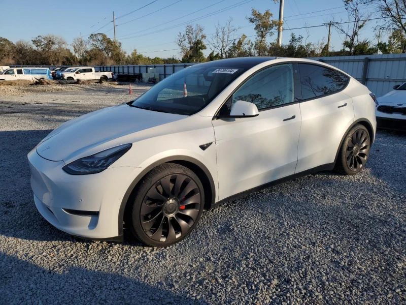 Tesla Model Y, снимка 1 - Автомобили и джипове - 48861176