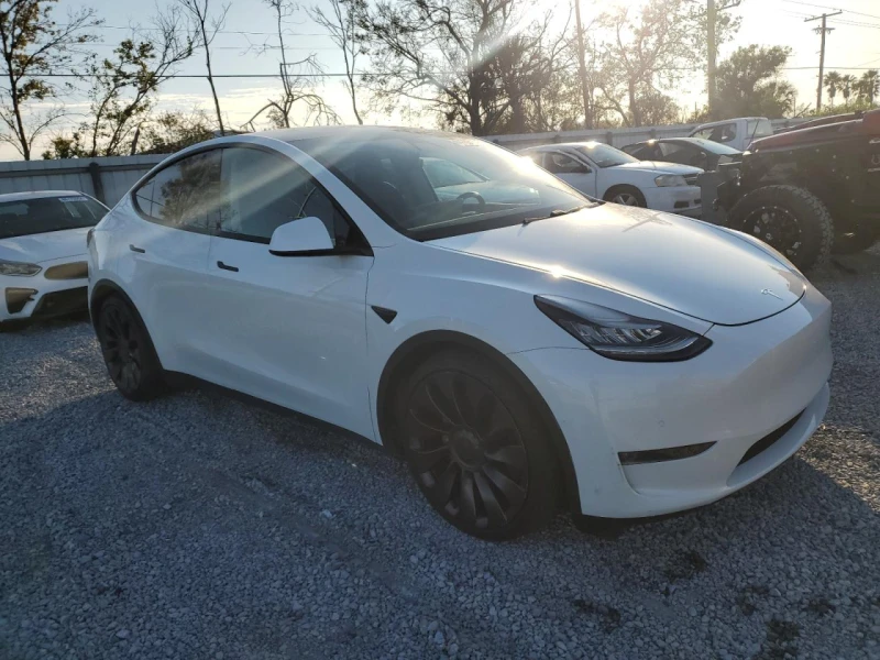 Tesla Model Y, снимка 4 - Автомобили и джипове - 48861176