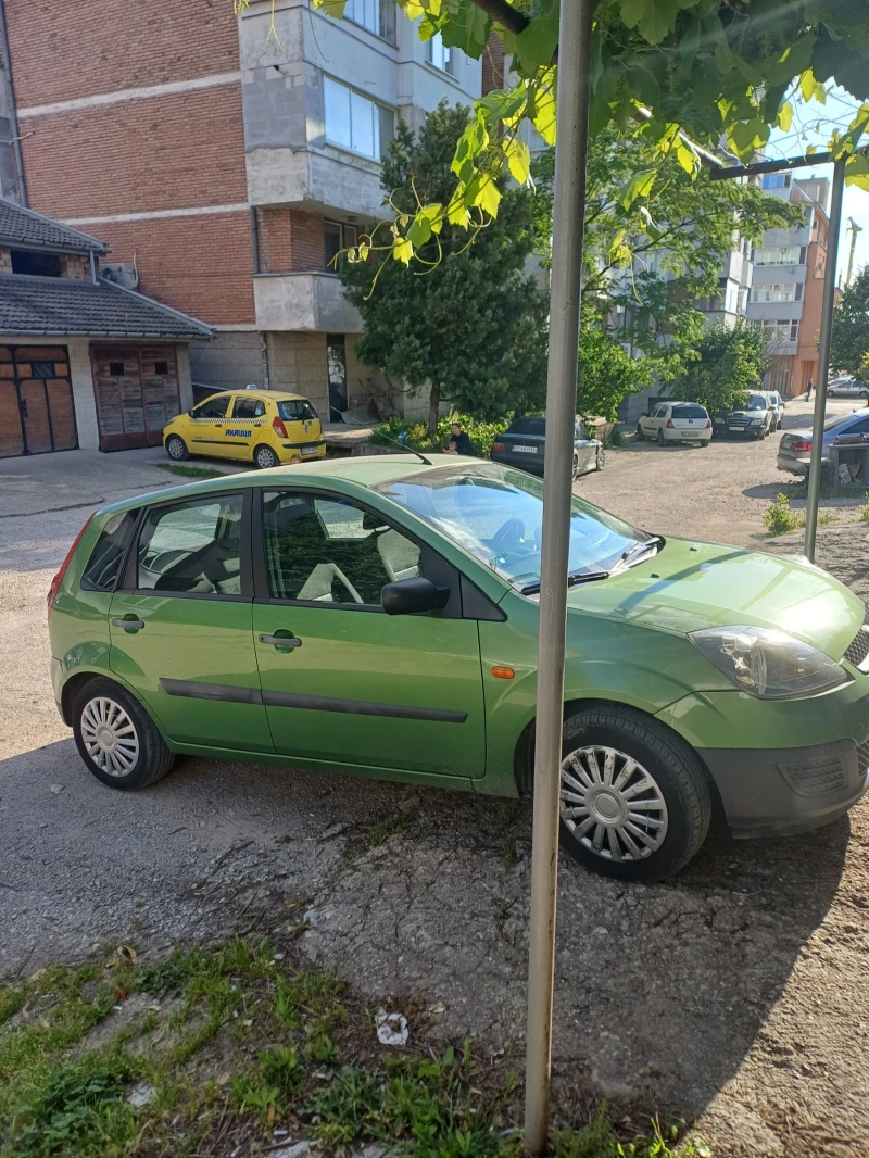 Ford Fiesta, снимка 9 - Автомобили и джипове - 48903639