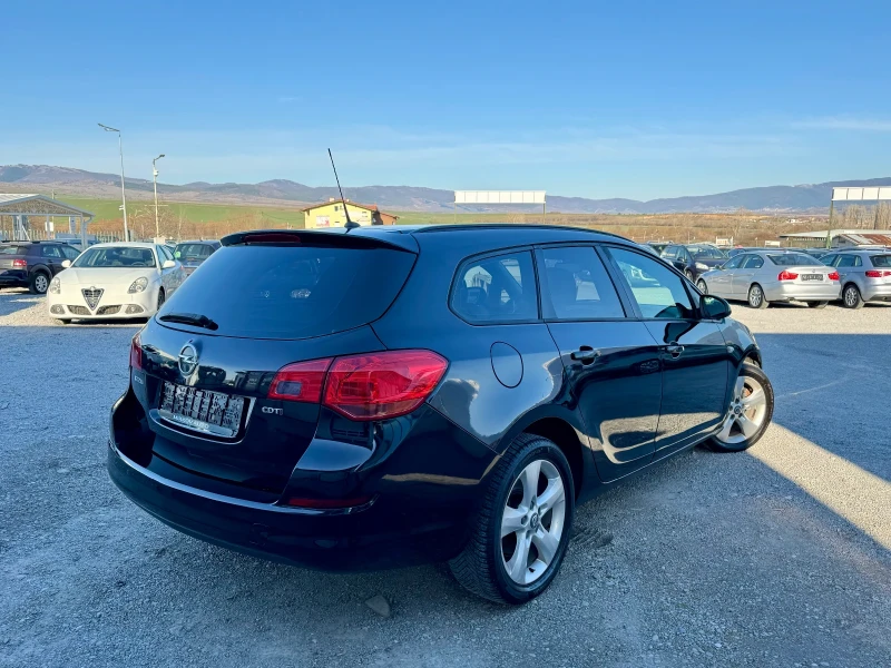 Opel Astra 1.7CDTI/TOP/NEW, снимка 4 - Автомобили и джипове - 49423396