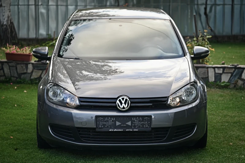 VW Golf 1.6TDI, снимка 2 - Автомобили и джипове - 52508037