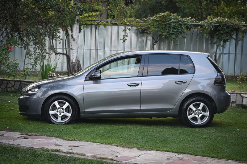 VW Golf 1.6TDI, снимка 4 - Автомобили и джипове - 52508037