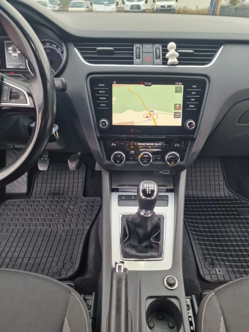Skoda Octavia 1.6TDI -10%, снимка 11 - Автомобили и джипове - 51946497
