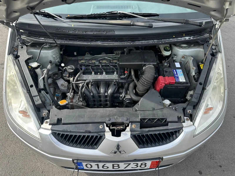 Mitsubishi Colt 1.3-6-Speed-AUTOMAT-КОЖА-БЕЗ-КОРОЗИЯ!, снимка 15 - Автомобили и джипове - 52147549