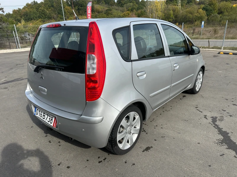 Mitsubishi Colt 1.3-6-Speed-AUTOMAT-КОЖА-БЕЗ-КОРОЗИЯ!, снимка 5 - Автомобили и джипове - 52147549