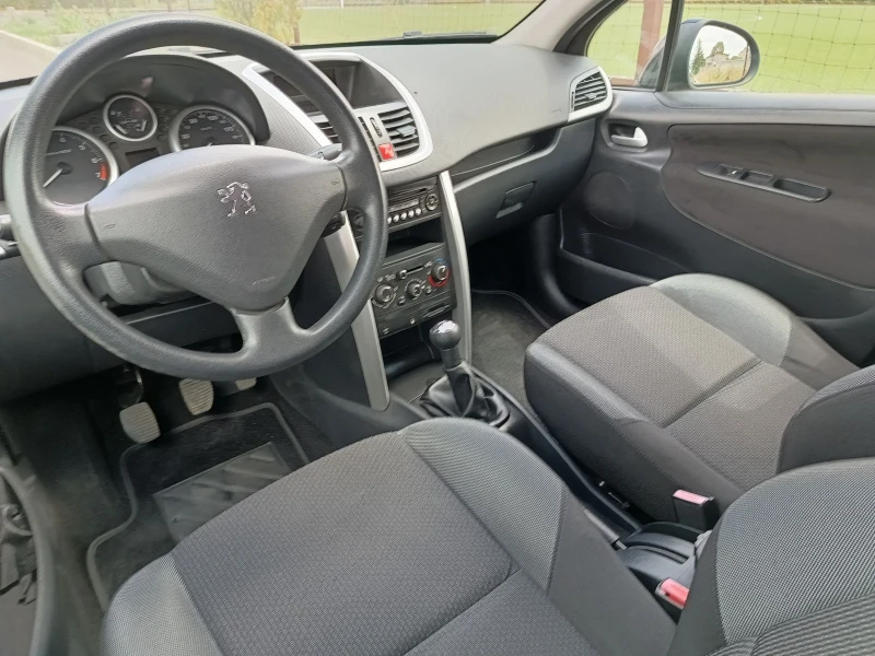 Peugeot 207 1.4 бензин BRC ТОП , снимка 11 - Автомобили и джипове - 52661907
