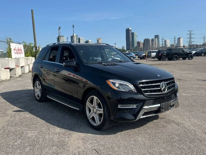 Mercedes-Benz ML 550 * 4MATIC * PANO * 360 * 2 КЛЮЧА * CARFAX, снимка 2 - Автомобили и джипове - 55645218