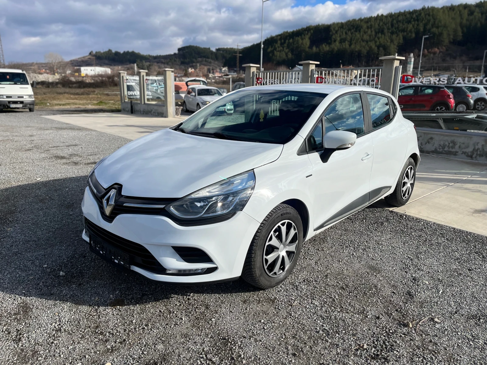 Renault Clio 1.5dci 158 хил. км NAVI, снимка 1