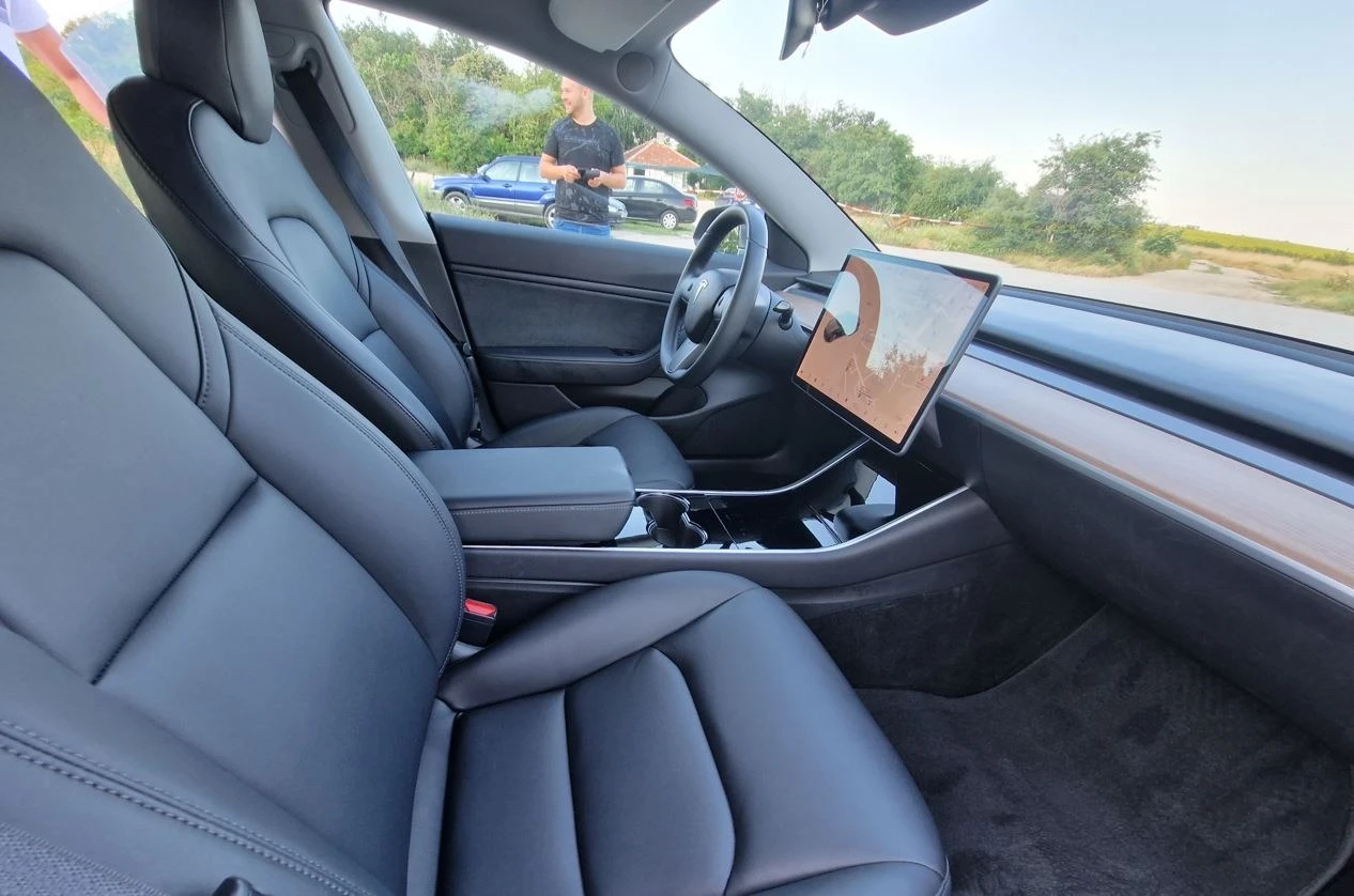 Tesla Model 3 44   | Mobile.bg   13