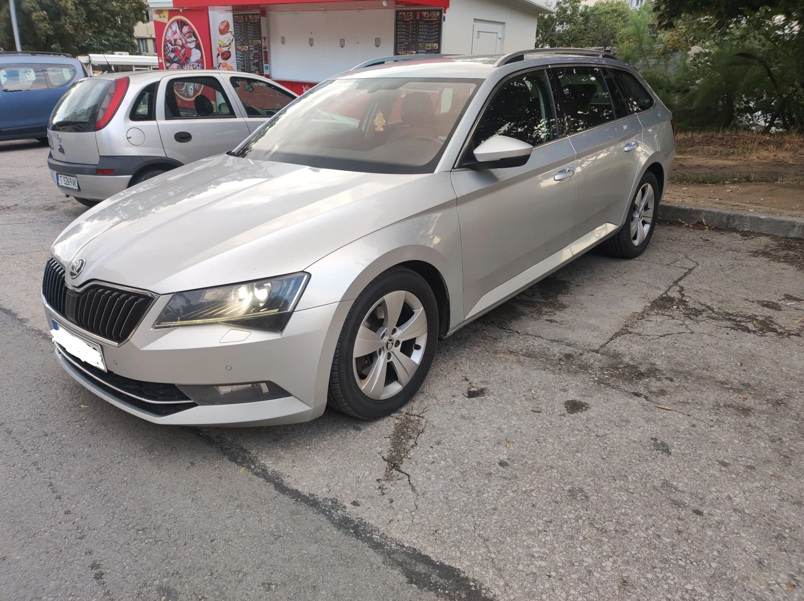 Skoda Superb 2, 0tdi - изображение 3